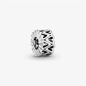 (imagine pentru) Talisman de tip distanțier Pandora cu Freehand Inima ajurată din argint - 798694C00