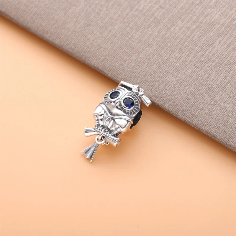 (imagine pentru) Talisman PANDORA cu bufniță inteligentă pentru absolvire - 798907C01 - Vizualizare 2