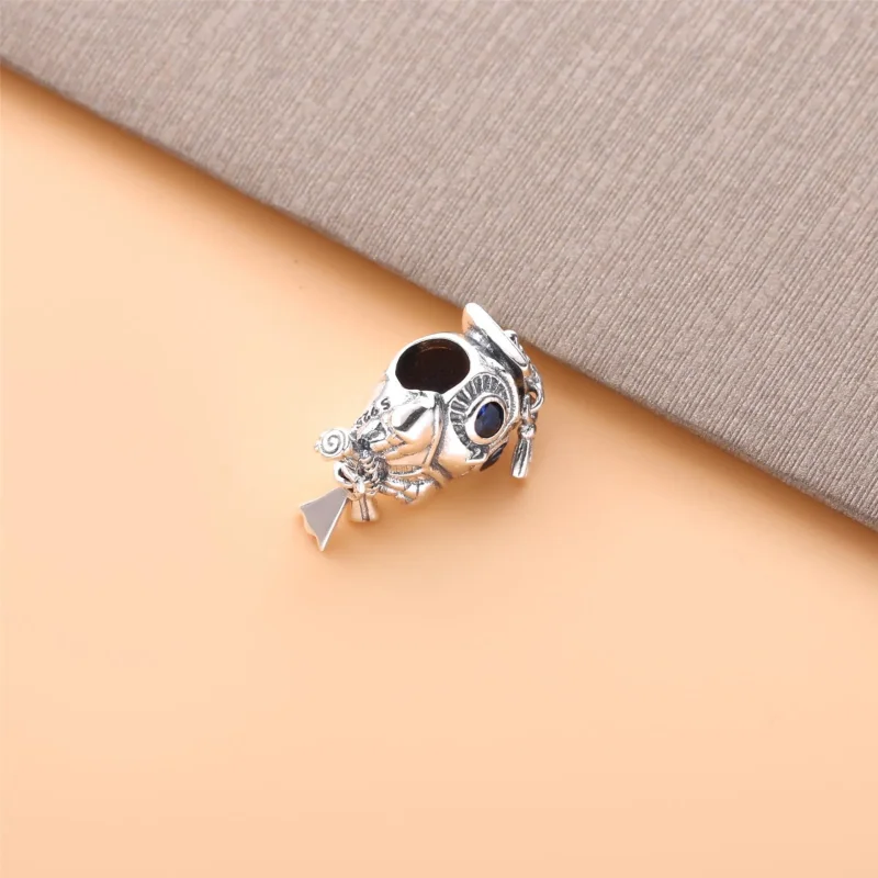 (imagine pentru) Talisman PANDORA cu bufniță inteligentă pentru absolvire - 798907C01 - Vizualizare 5