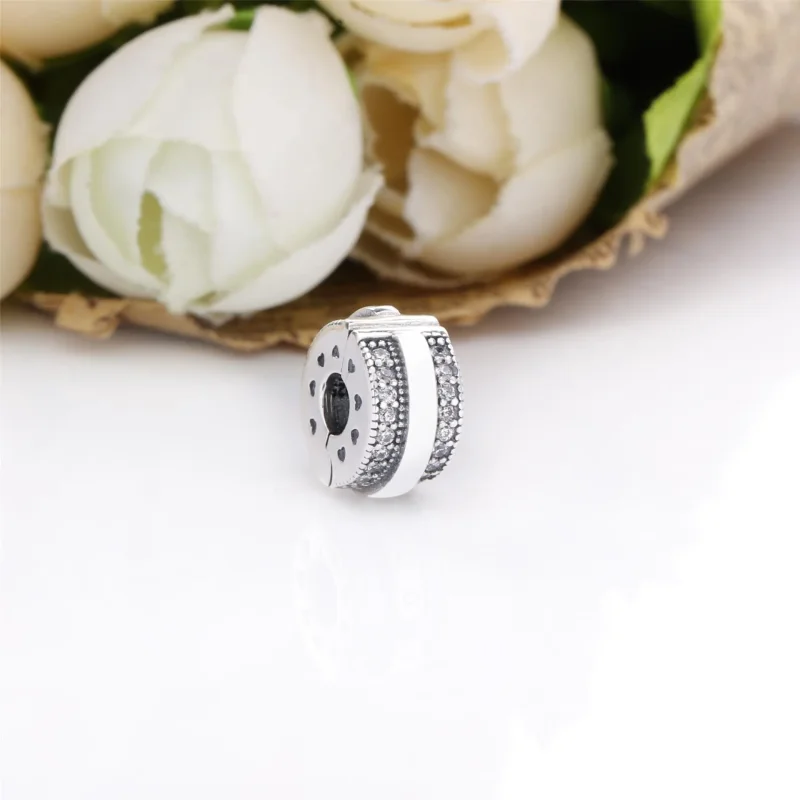 (imagine pentru) Talisman PANDORA cu fixare rapidă cu logo și linii pavé strălucitoare - 799042C0 - Vizualizare 2
