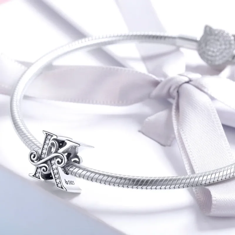 (imagine pentru) Pandora Style Charm cu Flori Strălucitoare Pavé și Litera K - BSC030-K - Vizualizare 3
