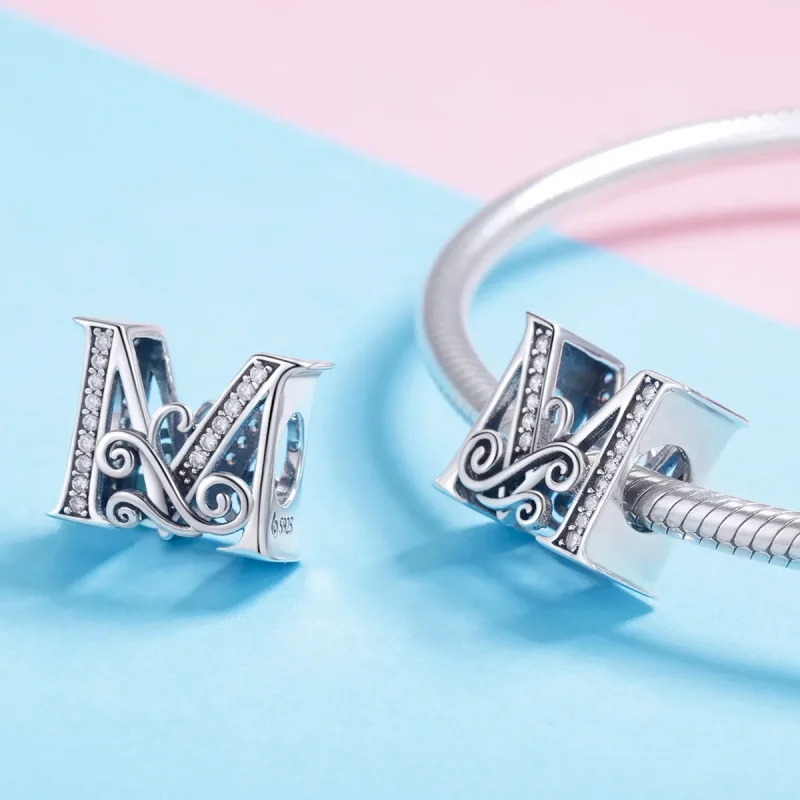 (imagine pentru) Pandora Style Scânteietoare Floare Pavé Litera M Charm - BSC030-M - Vizualizare 4