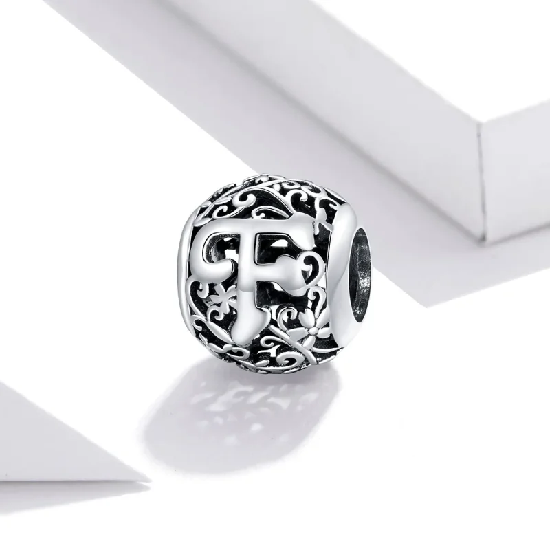 (imagine pentru) Pandora Style Charm cu Flori Openwork și Litera F - SCC1444-F - Vizualizare 2