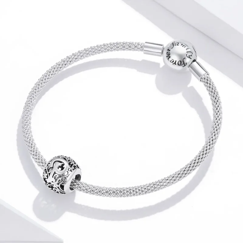 (imagine pentru) Pandora Style Charm cu Flori Openwork cu Litera P - SCC1444-P - Vizualizare 3