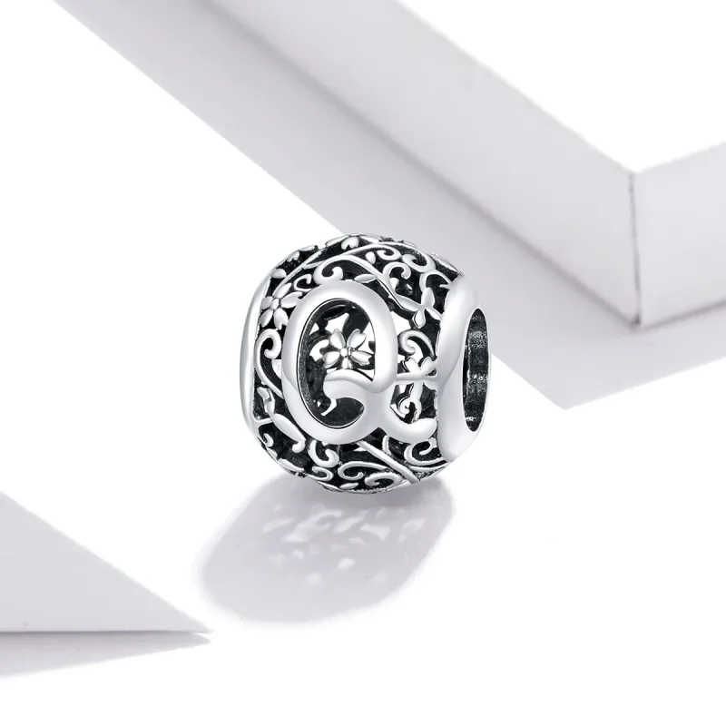 (imagine pentru) Pandora Style Charm cu Flori Openwork cu Litera Q - SCC1444-Q - Vizualizare 2