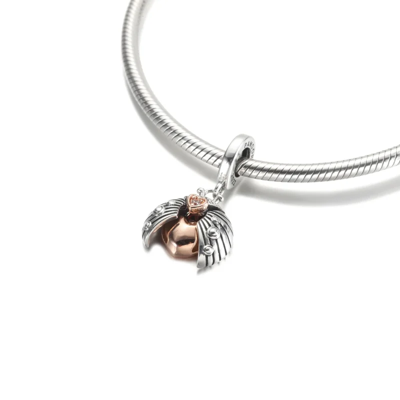 (imagine pentru) Pandora Club 2022 Cățelușă și Pandă Dangle Charm - 780072C01 - Vizualizare 5