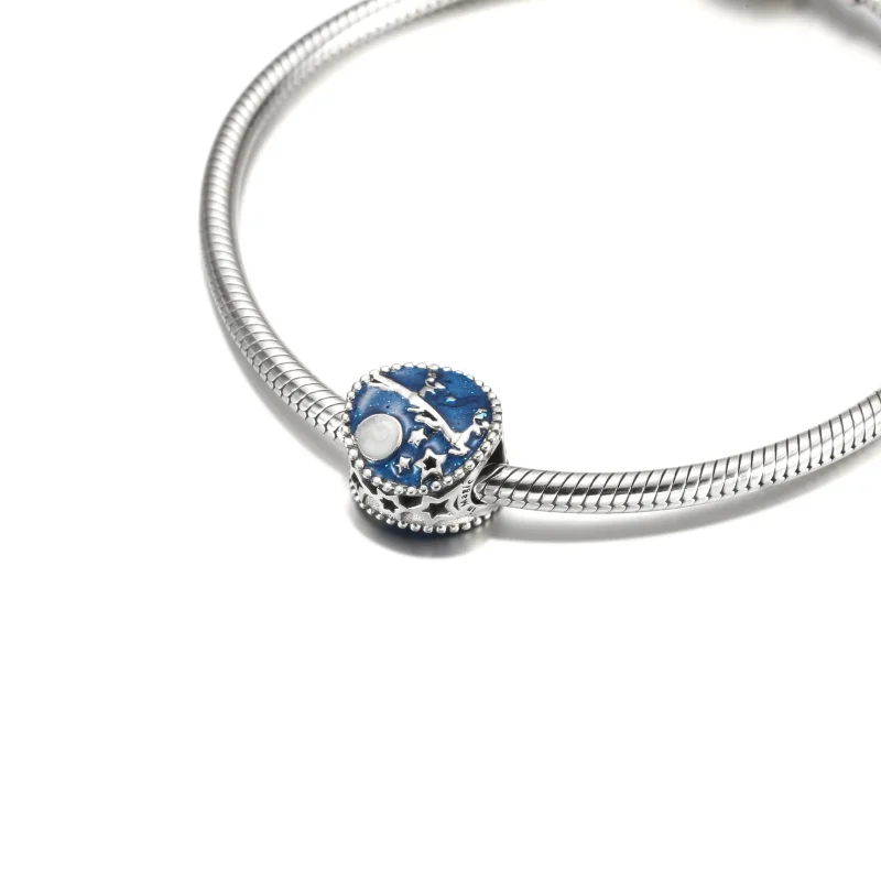 (imagine pentru) PANDORA Moș Crăciun și Mărăcuța Charm - 790033C01 - Vizualizare 6