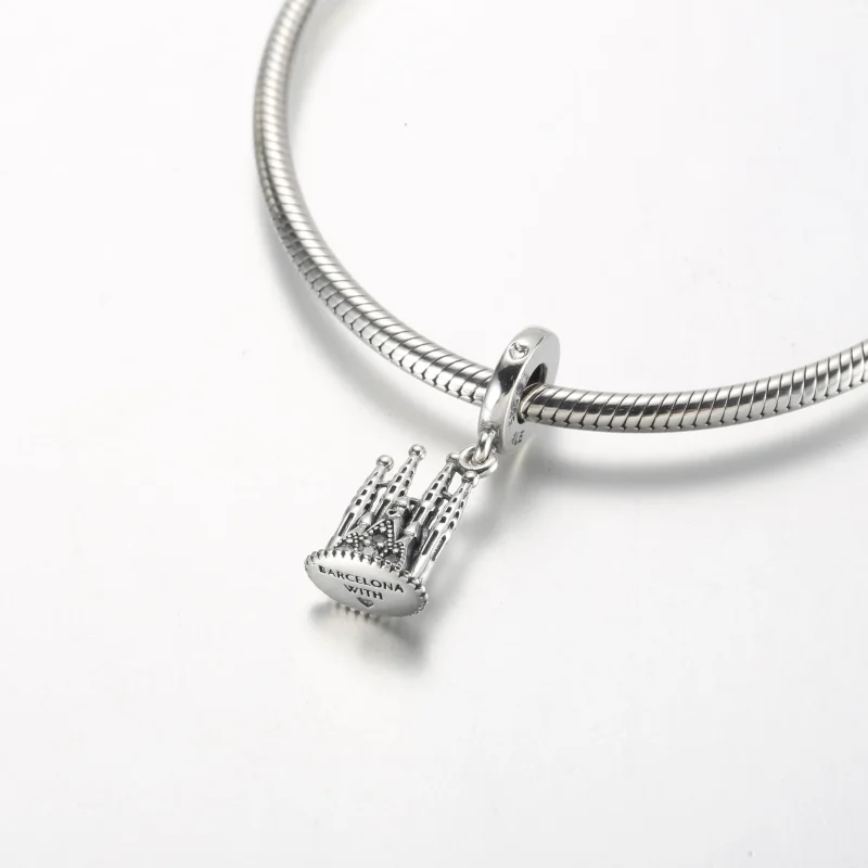 (imagine pentru) Charm Pandora Barcelona Monument Dangle - 792709C01 - Vizualizare 4