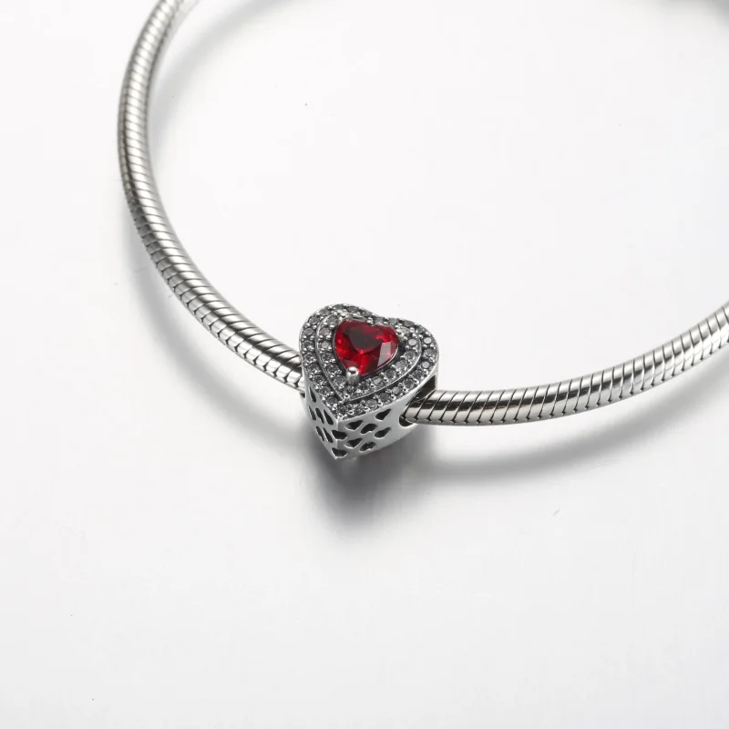 (imagine pentru) Pandora Charm inimioară strălucitoare nivelată - 799218C02 - Vizualizare 5