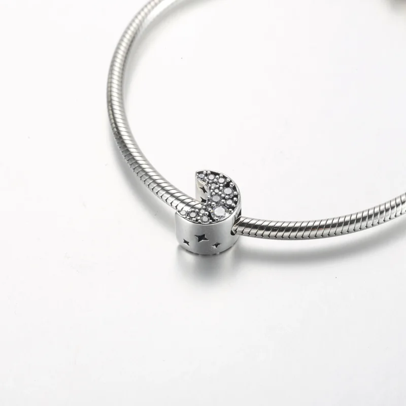 (imagine pentru) Pandora Charm Lună în formă de semilună strălucitoare - 792768C01 - Vizualizare 5