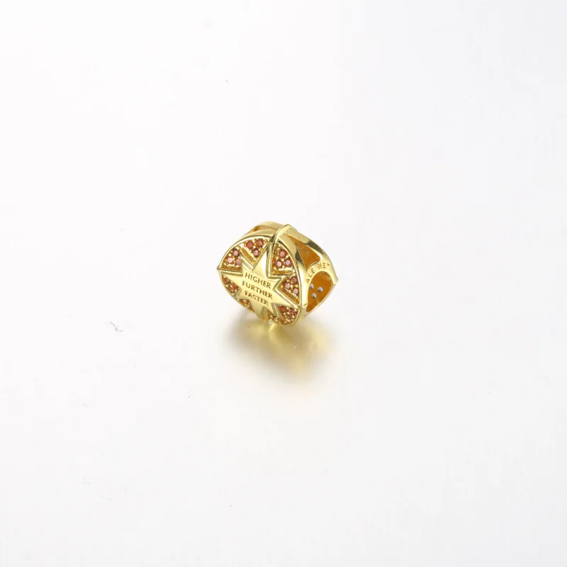 (imagine pentru) Pandora Marvel Captain Marvel Insignia Charm - 762744C01 - Vizualizare 2