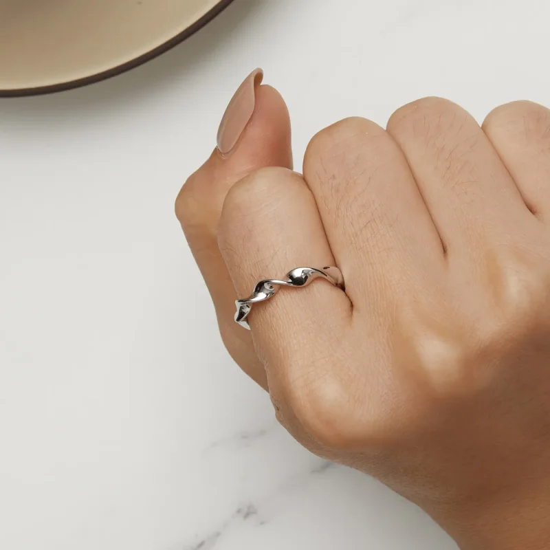 (imagine pentru) Inel din argint sterling, stil Pandora, cu design împletit - BSR468-E - Vizualizare 6