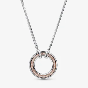 (imagine pentru) Colier Pandora Signature cu logo și pavé în două tonuri - 382772C01
