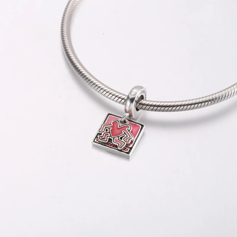 (imagine pentru) Breloc dublu cu inimă plimbătoare Keith Haring™ x Pandora - 792216C01 - Vizualizare 5