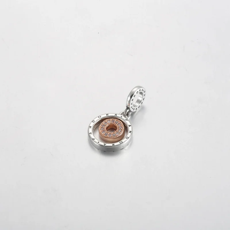 (imagine pentru) Charm cu cercuri cu logo Pandora în două tonuri - 782287C01 - Vizualizare 2