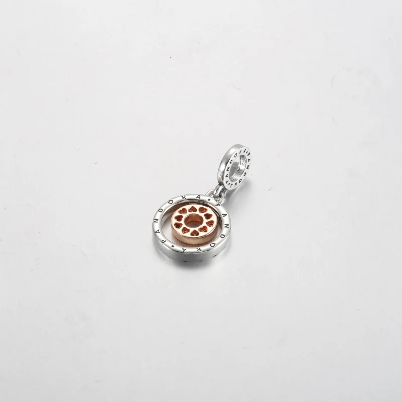 (imagine pentru) Charm cu cercuri cu logo Pandora în două tonuri - 782287C01 - Vizualizare 3