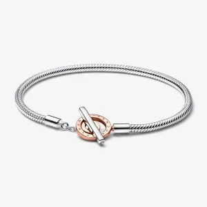 (imagine pentru) Brățară Pandora Signature cu lanț clasic cu bară în T cu logo în două nuanțe - 582309C00
