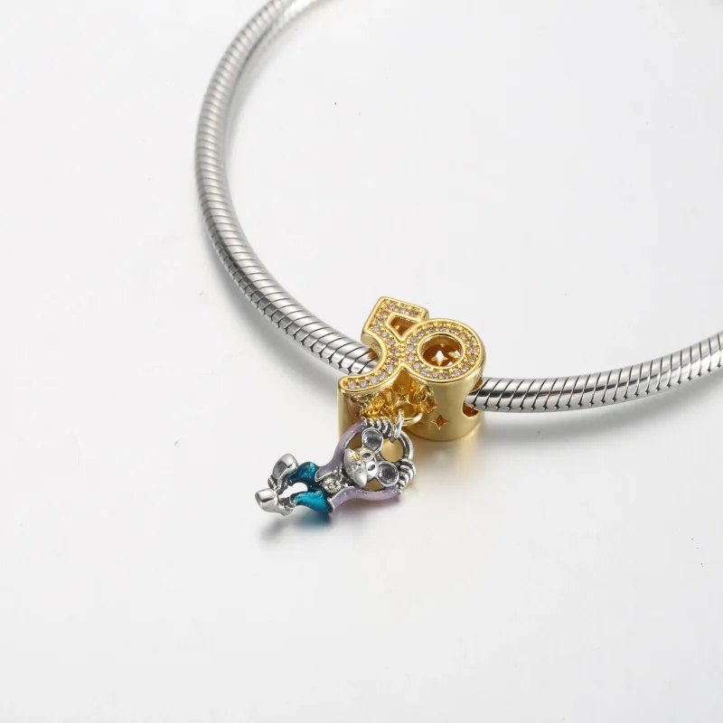 (imagine pentru) Parcurile Disney Mickey Mouse a 50-a aniversare Breloc - 769597C01 - Vizualizare 6