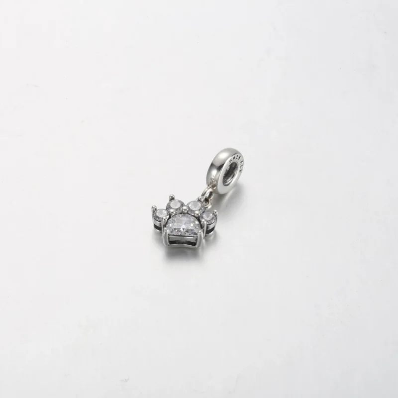 (imagine pentru) Talisman de tip pandantiv strălucitor cu urme de lăbuțe - 792247C01 - Vizualizare 2
