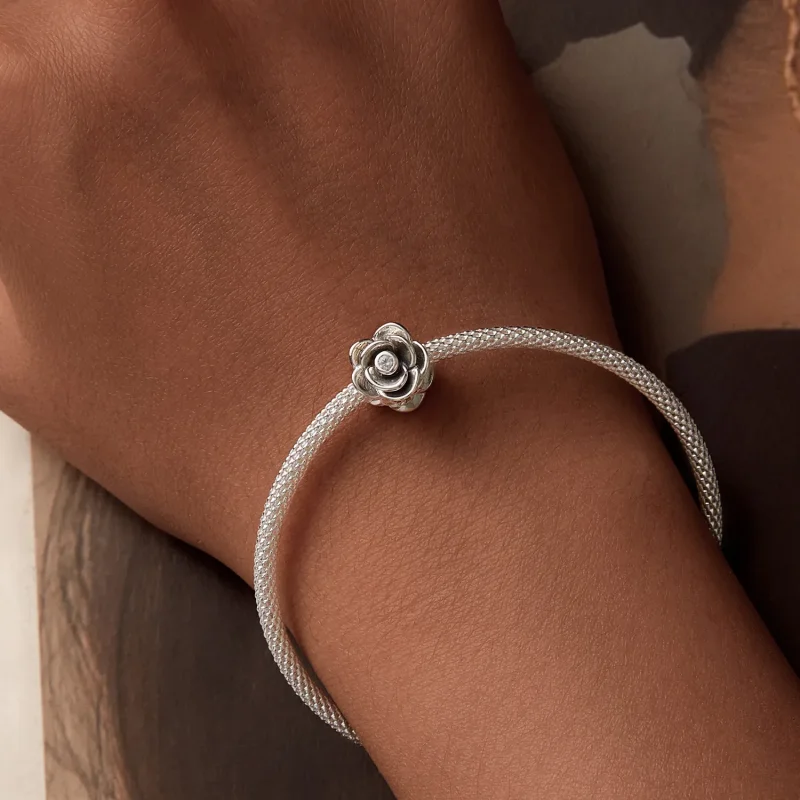 (imagine pentru) Charm tridimensional cu trandafiri stil PANDORA - SCC2705 - Vizualizare 7
