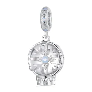 (imagine pentru) Pandantiv cu bile de cristal fulg de nea de Craciun in stil PANDORA - SCC2917