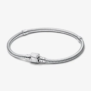 (imagine pentru) Brățară tip lanț clasic cu închizătoare cu logo Pandora Moments de la Marvel - 592561C01