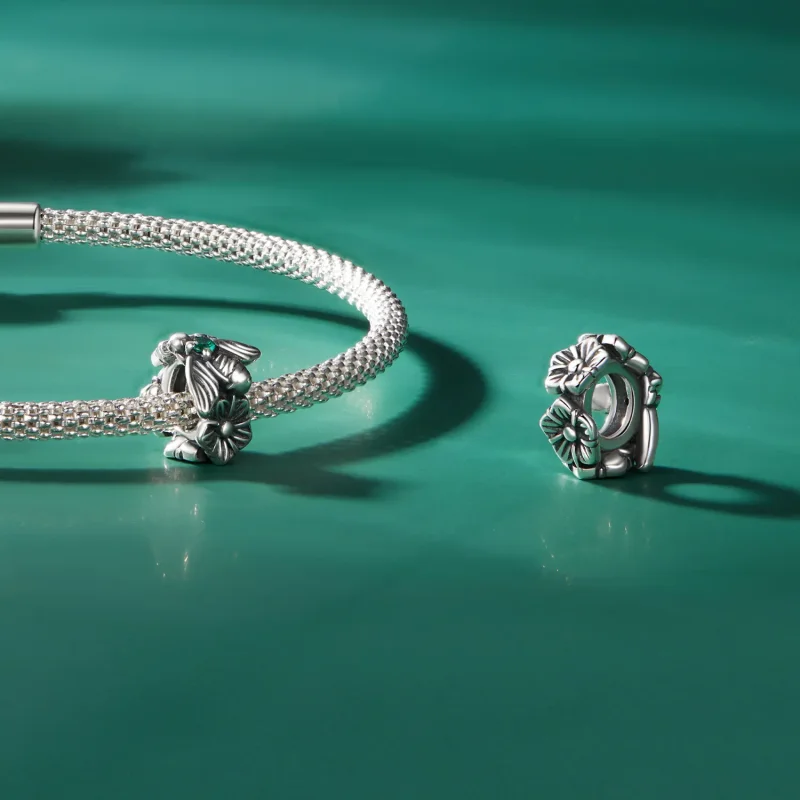 (imagine pentru) Pandora Style Breloc Norocos Albina Spacer - SCC2526 - Vizualizare 4