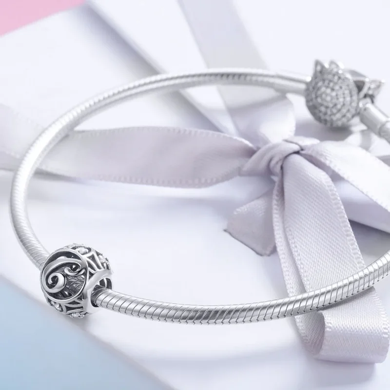 (imagine pentru) Charm Pandora cu litera C în stilul Pandora - SCC738-C - Vizualizare 4