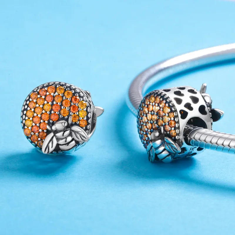 (imagine pentru) Pandora Style Charm din Argint cu Casă pentru Albine - SCC654 - Vizualizare 5