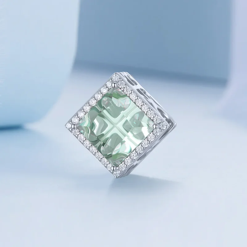 (imagine pentru) Modelul Pandora Charm în formă de trifoi cu patru foi - BSC667 - Vizualizare 2