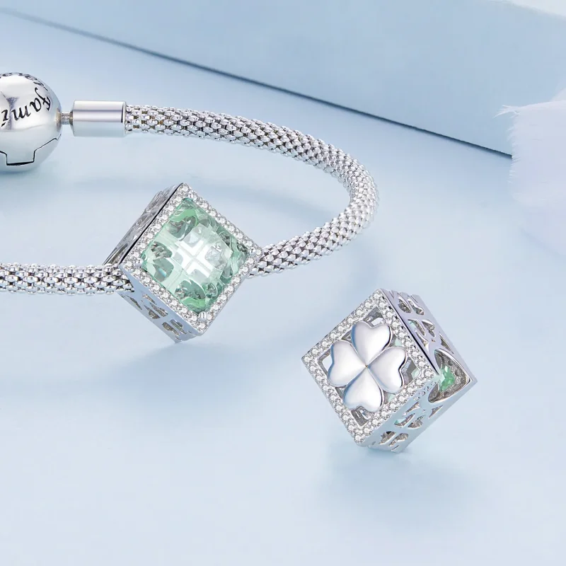 (imagine pentru) Modelul Pandora Charm în formă de trifoi cu patru foi - BSC667 - Vizualizare 5