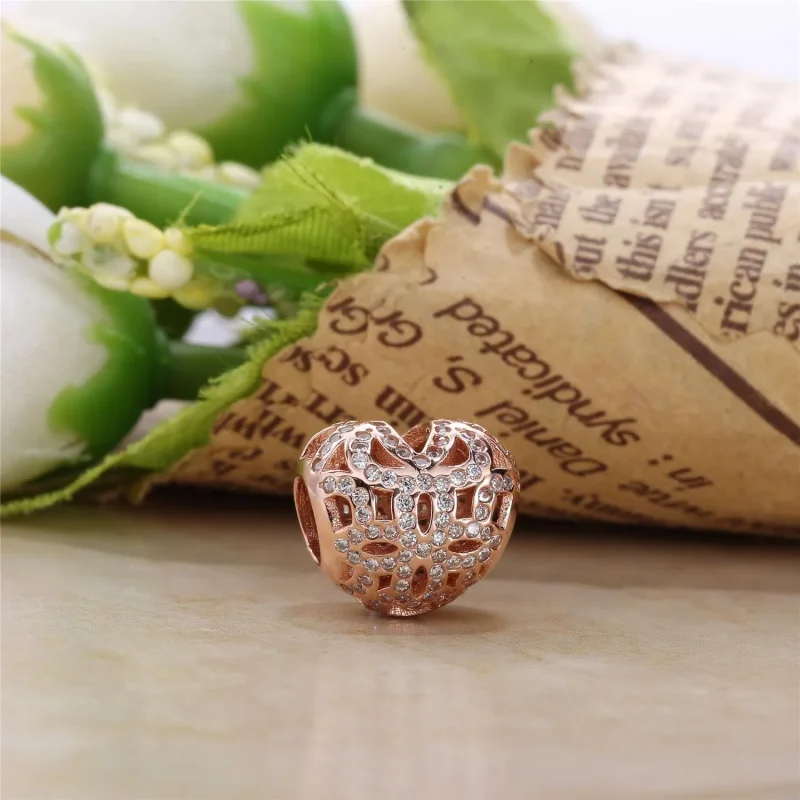 (imagine pentru) Talismanl dantelat în formă de inimă, din aur de 14k, cu zirconi - Vizualizare 2