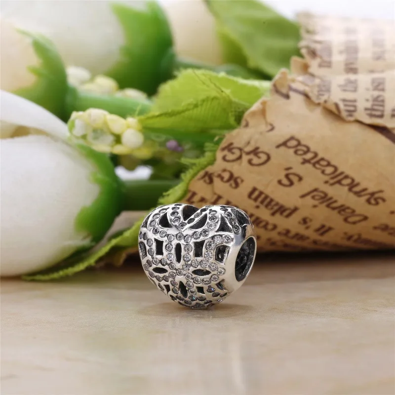 (imagine pentru) Talismanl dantelat în formă de inimă, din aur de 14k, cu zirconi - Vizualizare 4