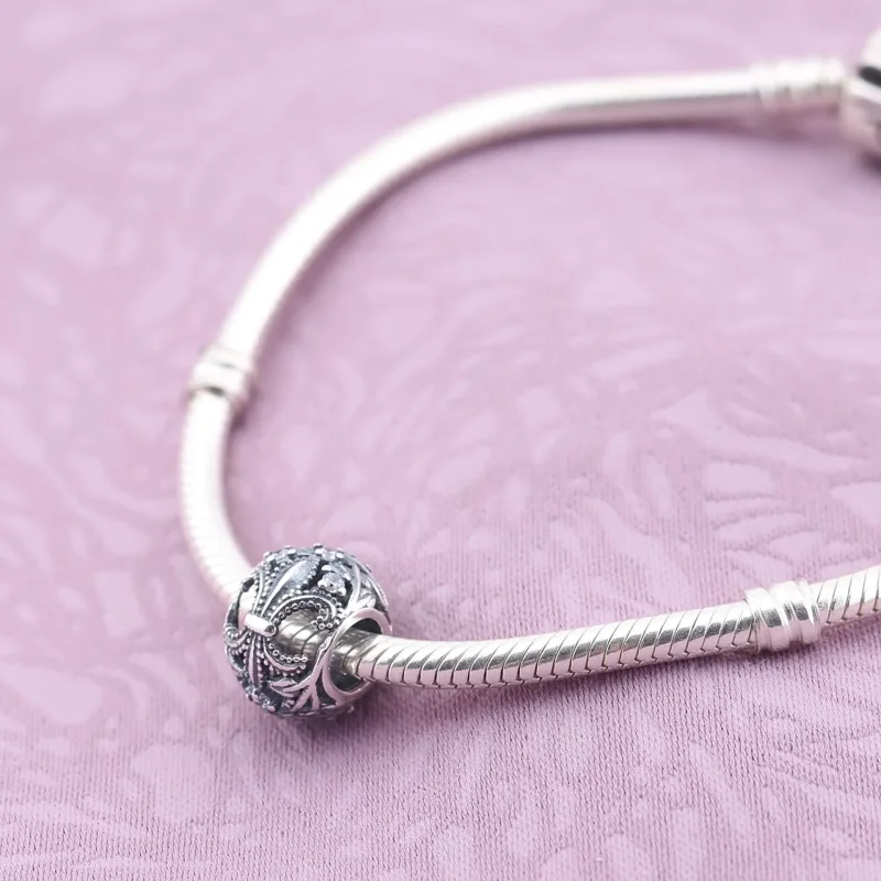 (imagine pentru) Talisman PANDORA, Fleur de Lis ajurată din argint - Vizualizare 2