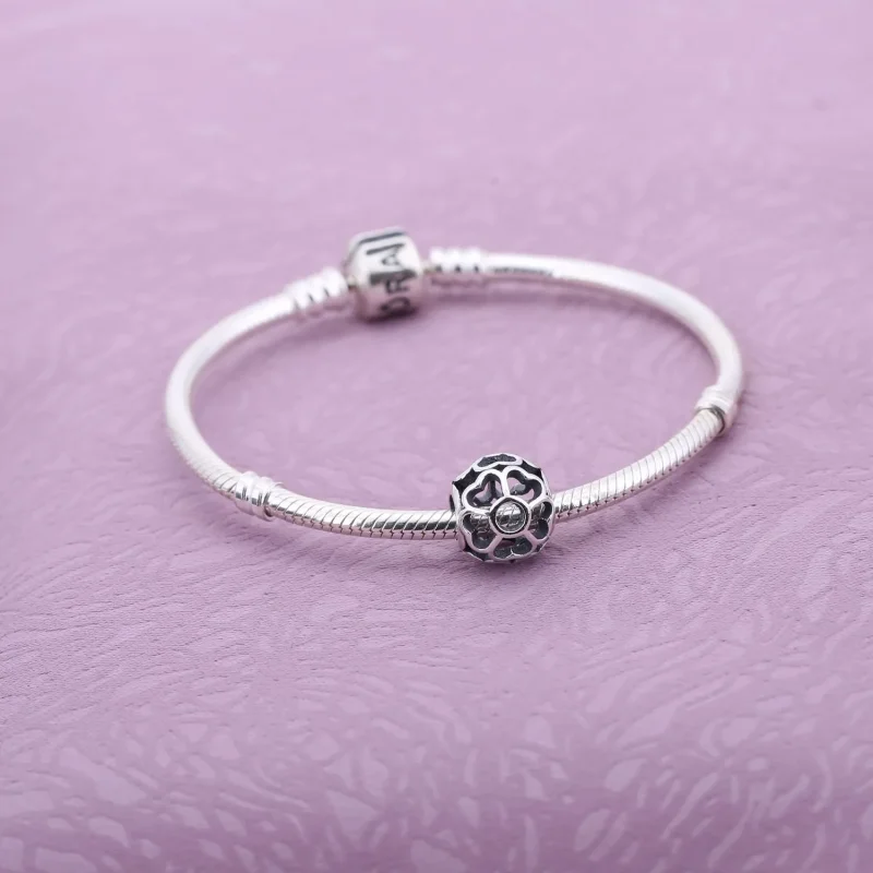 (imagine pentru) Talisman PANDORA, Primrose ajurată din argint - Vizualizare 2