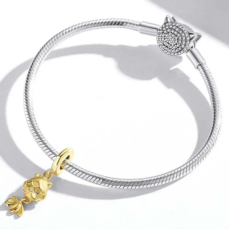 (imagine pentru) Pandora Style Small Goldfish Dangle - SCC2048 - Vizualizare 3