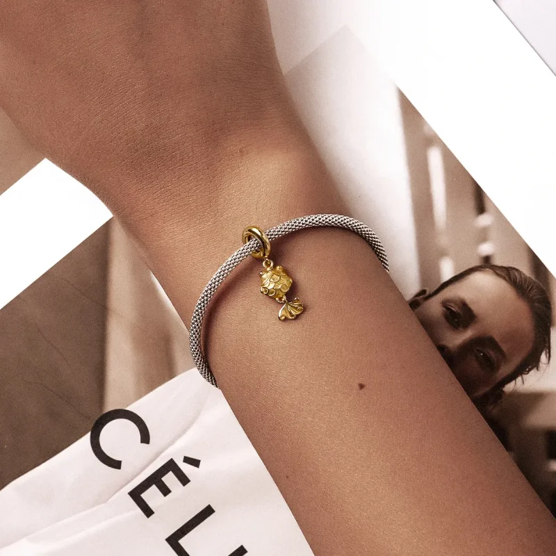 (imagine pentru) Pandora Style Small Goldfish Dangle - SCC2048 - Vizualizare 5