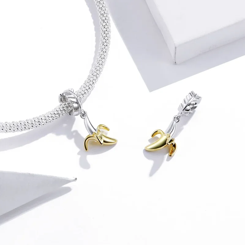 (imagine pentru) Stilul Pandora Delicious Banana Dangle - SCC1592 - Vizualizare 3