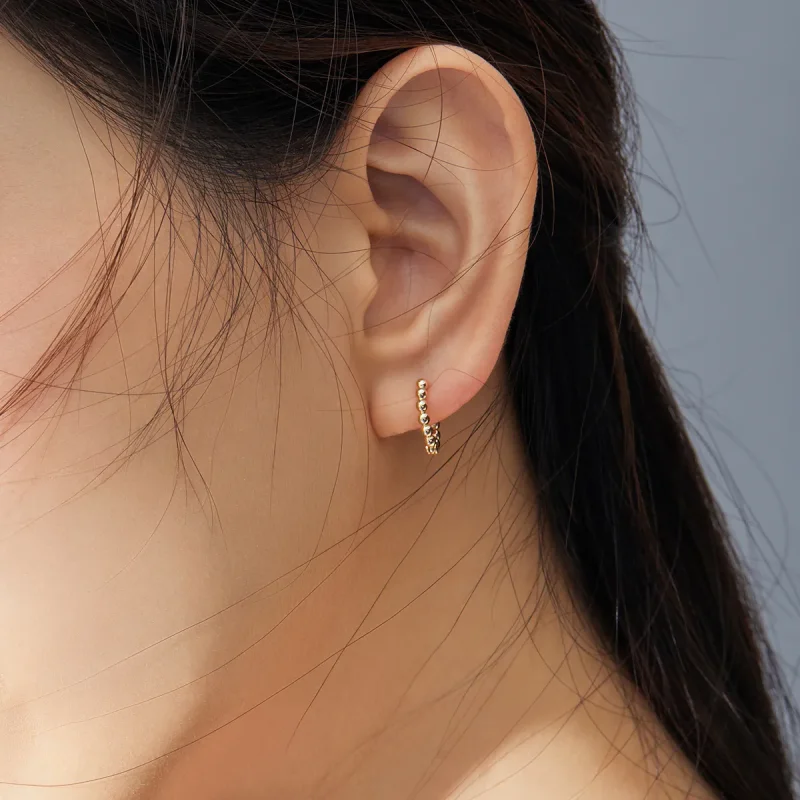 (imagine pentru) Cercei rotunzi Tip Pandora cu Minge mică placat cu aur de 14 k - SCE807-B - Vizualizare 7