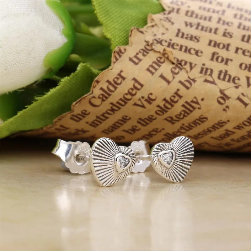 (imagine pentru) Evantaie inimi vintage - 297298CZ - Cercei PANDORA - Vizualizare 3