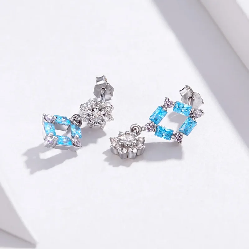 (imagine pentru) Pandora Style Blue Light Hanging Earrings - BSE200 - Vizualizare 3