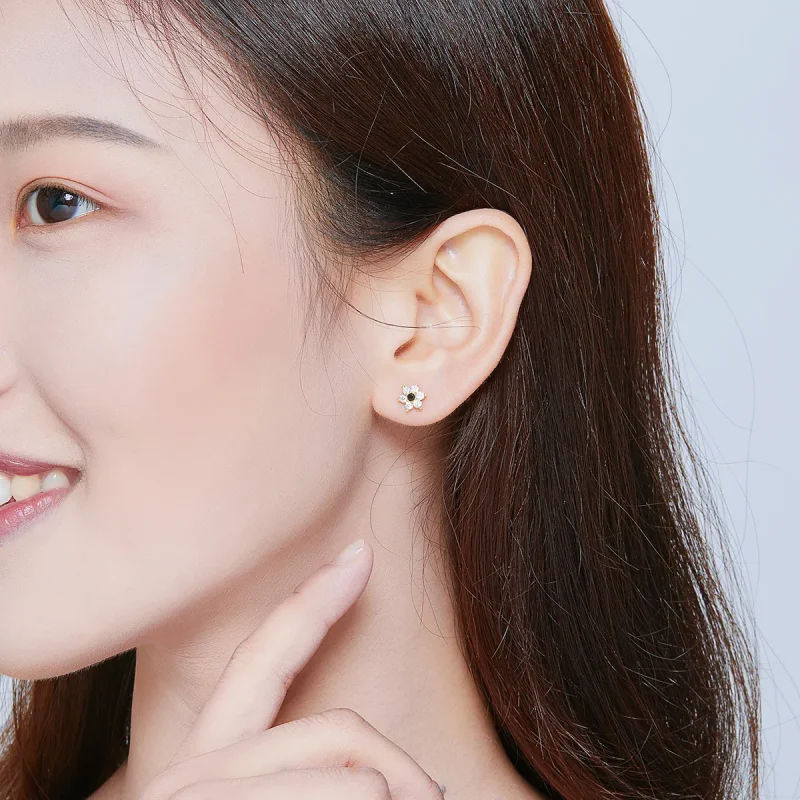 (imagine pentru) Pandora Style Little Flower Stud Earrings - SCE708 - Vizualizare 5