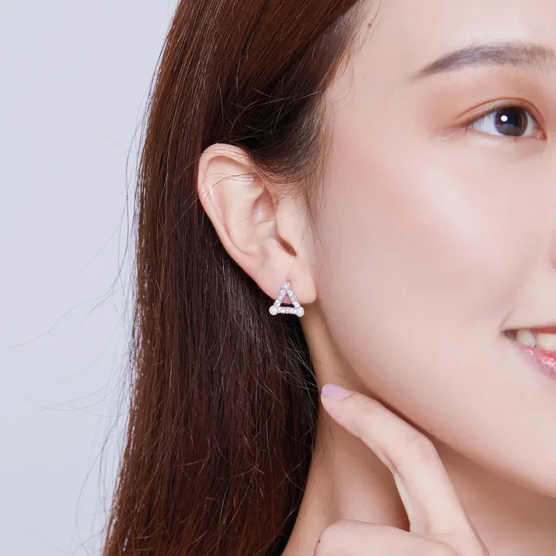 (imagine pentru) Pandora Style Pearl Triangle Stud Earrings - BSE215 - Vizualizare 6