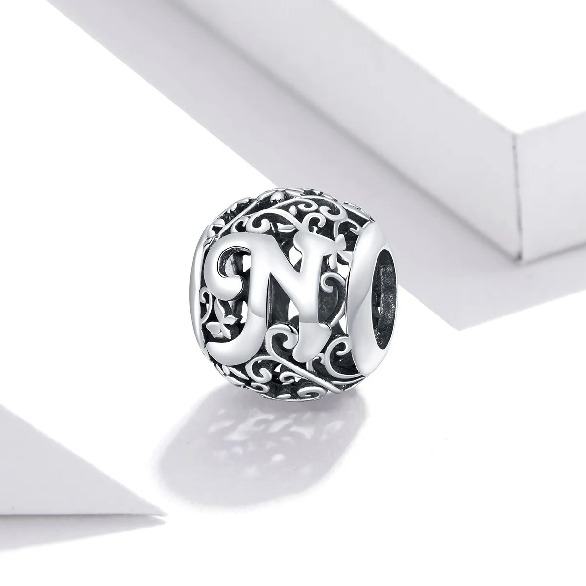 Talisman Tip Pandora Scrisoare de floare ajurată N din argint - SCC1444-N