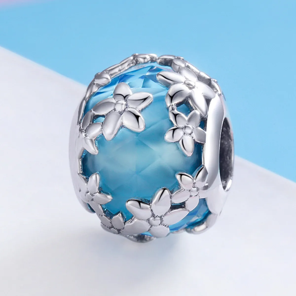 Talisman Tip Pandora Confesiunea Aquamarine Daisy din argint - SCC878