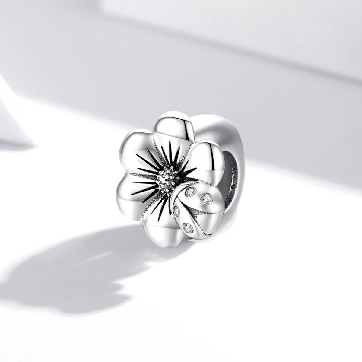 Talisman Tip Pandora Floare înflorită din argint - SCC1722