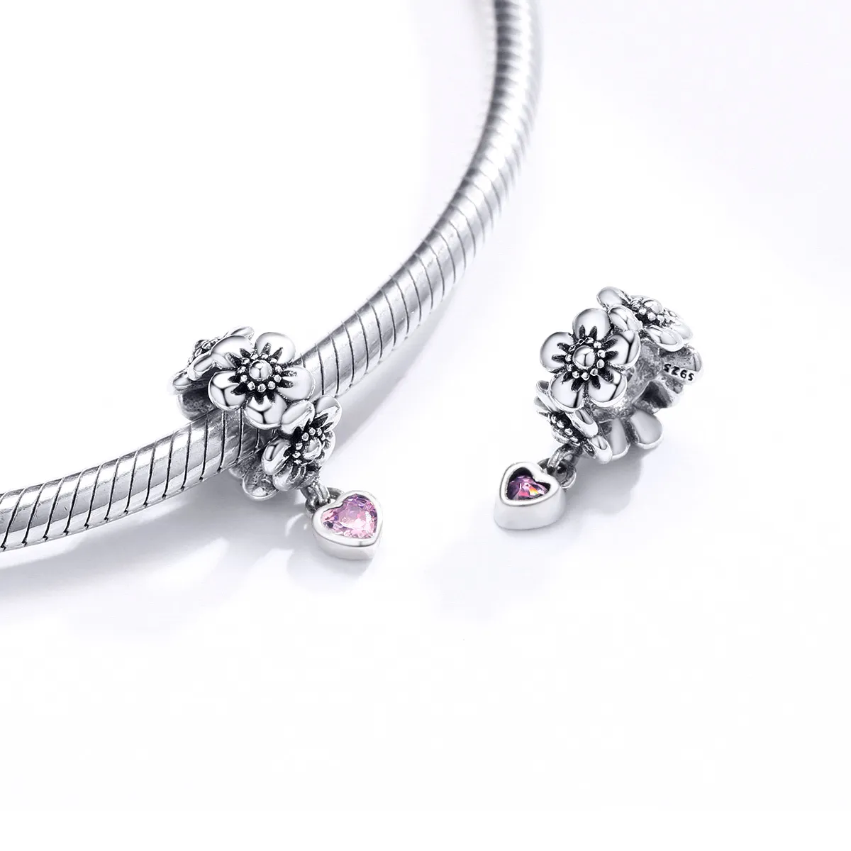 Talisman Tip Pandora Floarea Iubirii din argint - SCC1485