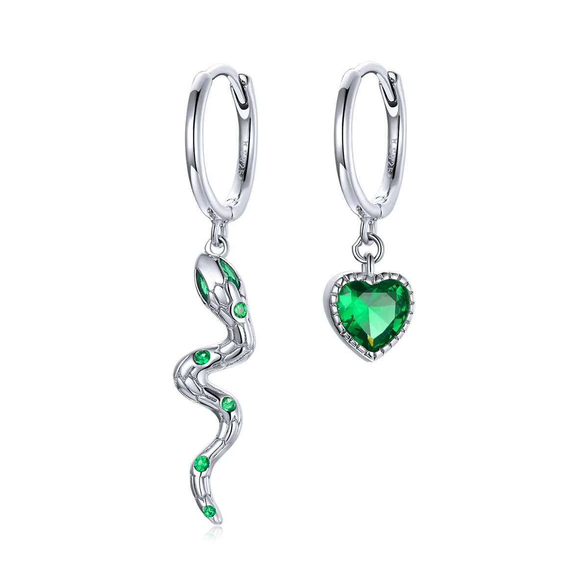 Cercei lungi Tip Pandora cu Dragostea șarpelui și inima verde din argint - SCE1006