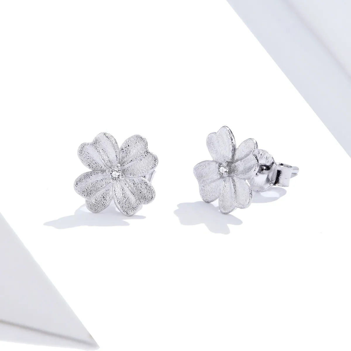 Cercei Tip Pandora cu Floare de argint din argint - SCE864