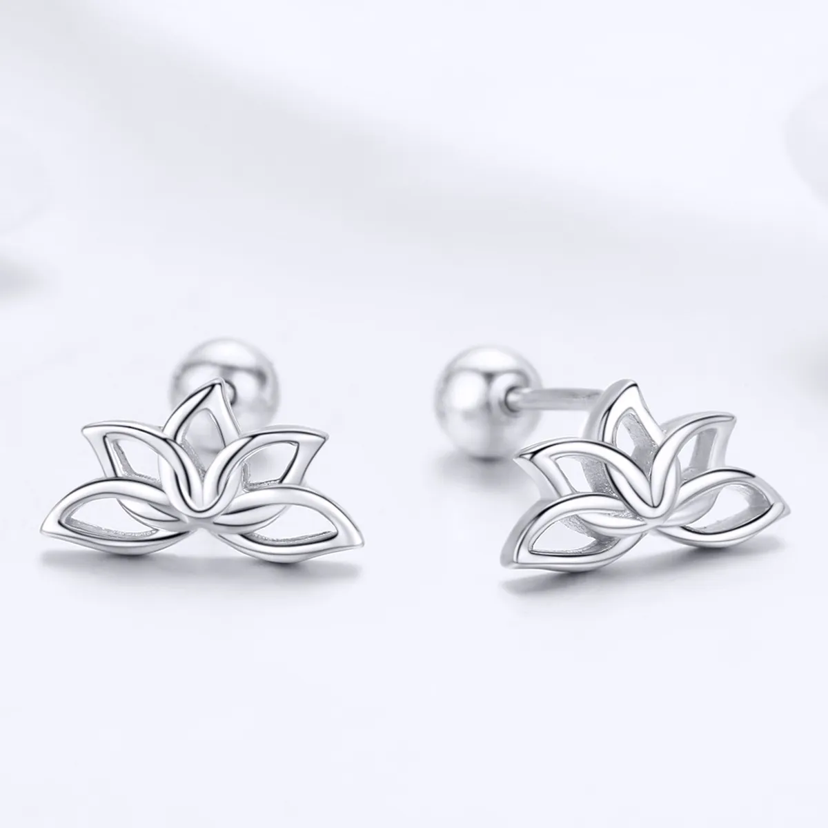 Cercei Tip Pandora cu Lotus proaspăt din argint - BSE024